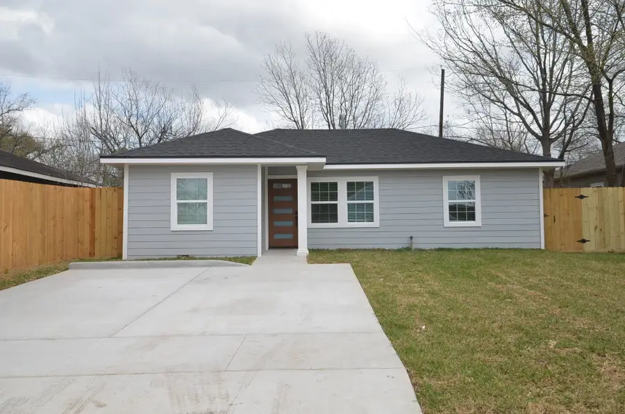 6801 Kassarine Pass, Houston, TX 77033 - #2