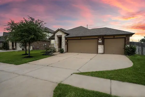 9960 Golden Field Lane, Brookshire, TX 77423