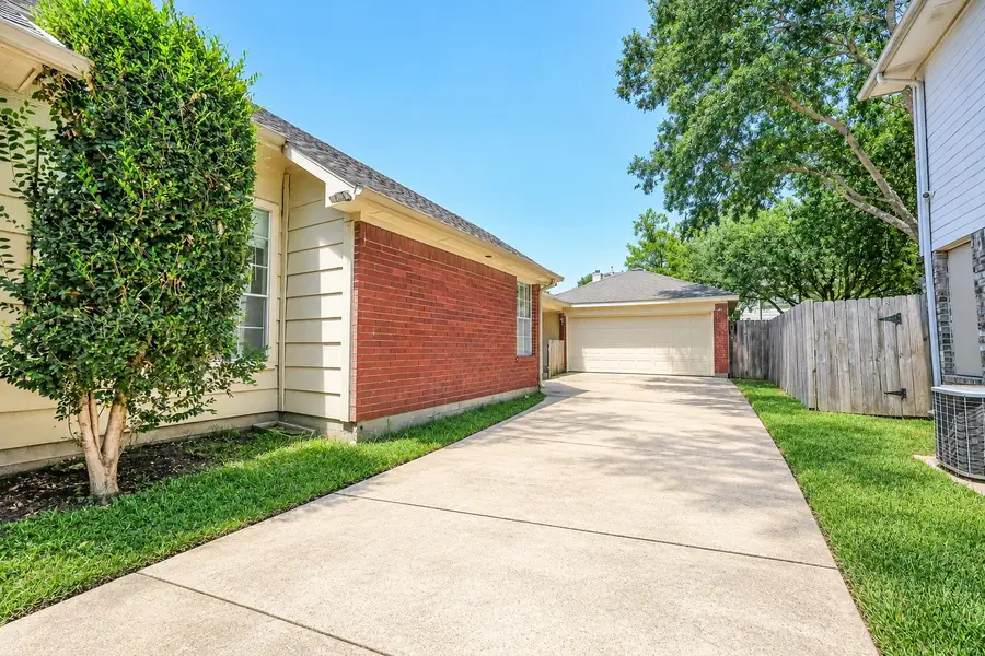 4230 Torrey Creek Lane, Houston, TX 77014 - #3