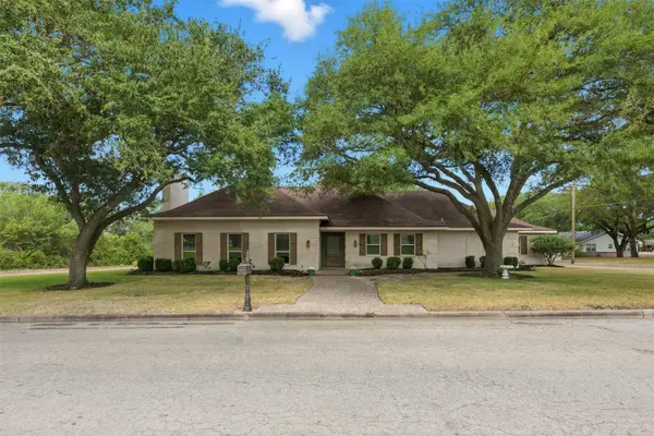 1130 Allen Street, Hempstead, TX 77445