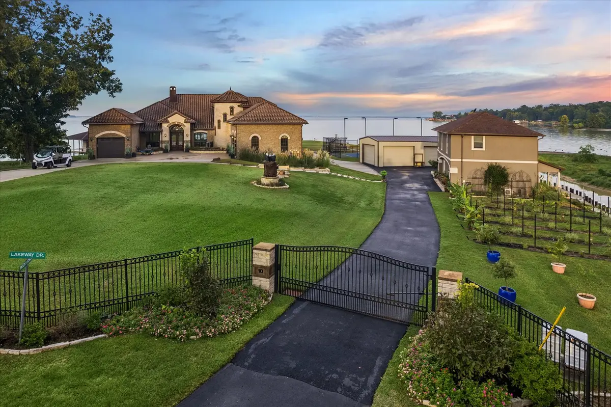 18 Lakeway Drive, Coldspring, TX 77331 - #1