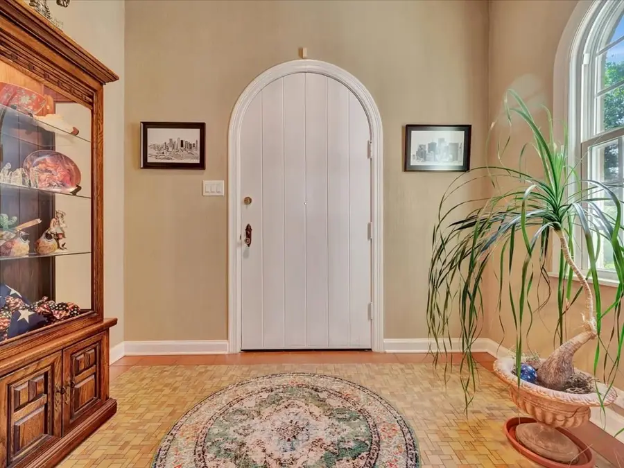 402 S Bynum Street, Lufkin, TX 75904 - #3