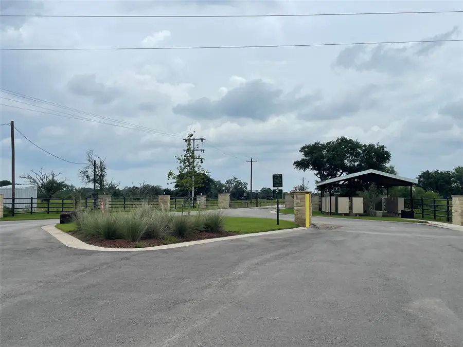 501 Pintail Lane, Columbus, TX 78934 - #3