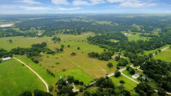 47130 Qualls Road, Hempstead, TX 77445
