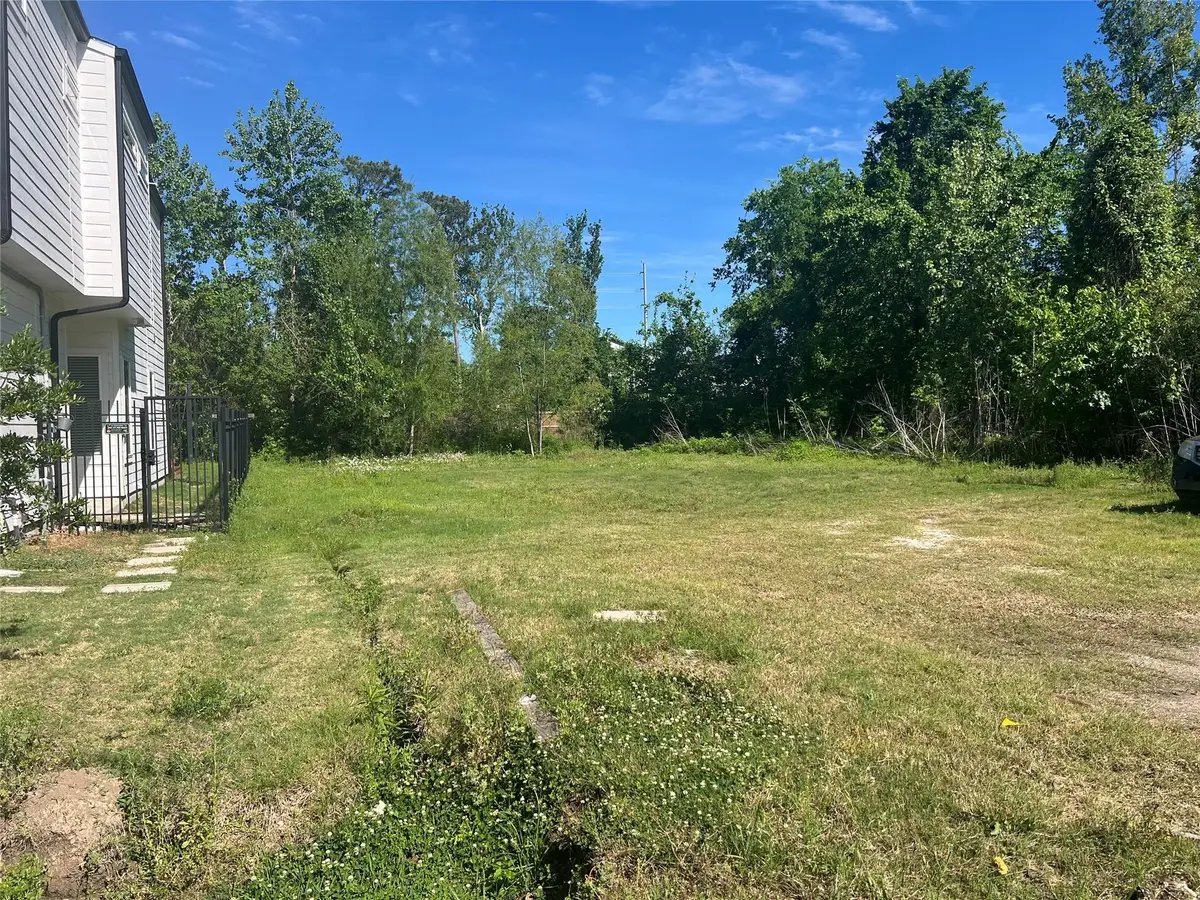 5802 Burt Street, Houston, TX 77091 - #1