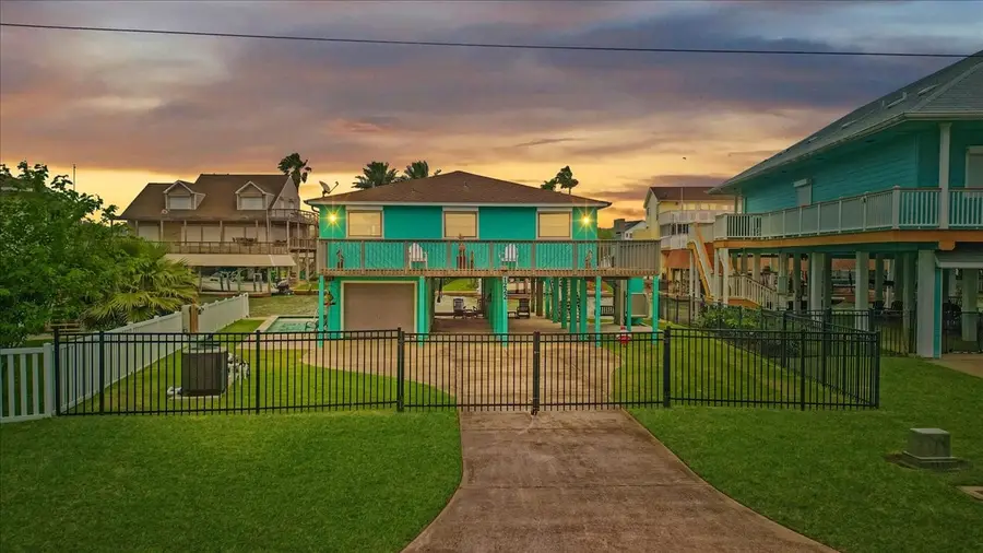 1222 Oahu Drive, Galveston, TX 77554 - #3