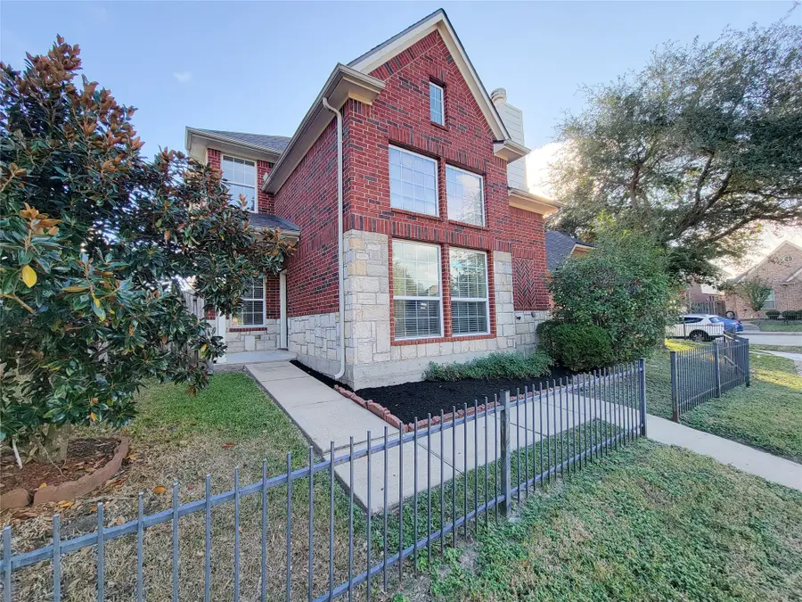 7243 Crimson Sky Drive, Houston, TX 77083 - Image #2