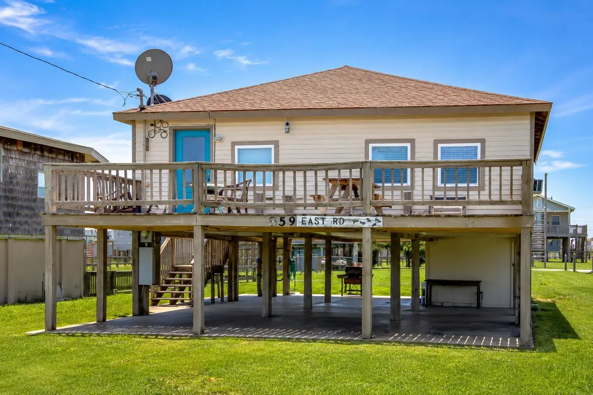 959 S East Road, Crystal Beach, TX 77650 - #1