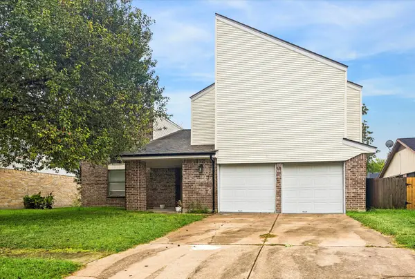 6619 Log Hollow Drive, Houston, TX 77088