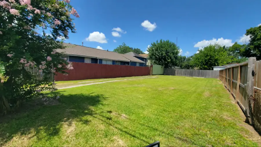 3207 Eastex Freeway, Houston, TX 77026 - #3