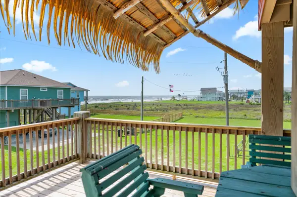 2757 Gulfview Lane, Crystal Beach, TX 77650