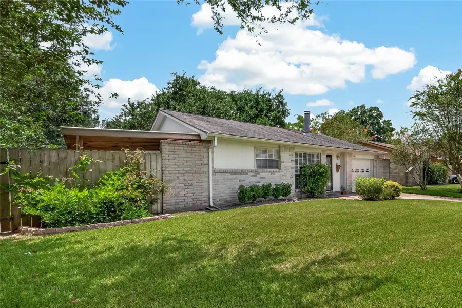 2811 Pheasant Creek Drive, Sugar Land, TX 77498 - #2