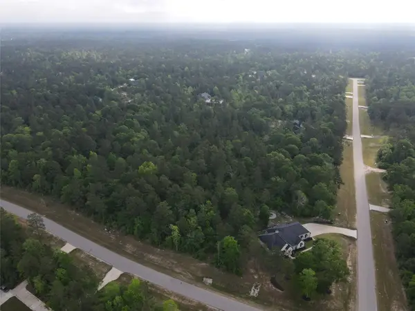 15568 Republic Ranch Road N, Willis, TX 77378