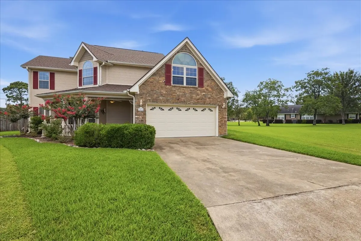 1515 N 26th Street, Nederland, TX 77627 - #1