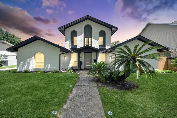 5702 Indigo Street, Houston, TX 77096