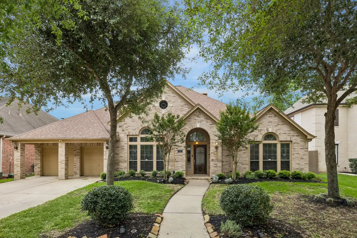 9231 Cold Hollow Lane, Missouri City, TX 77459 - #1