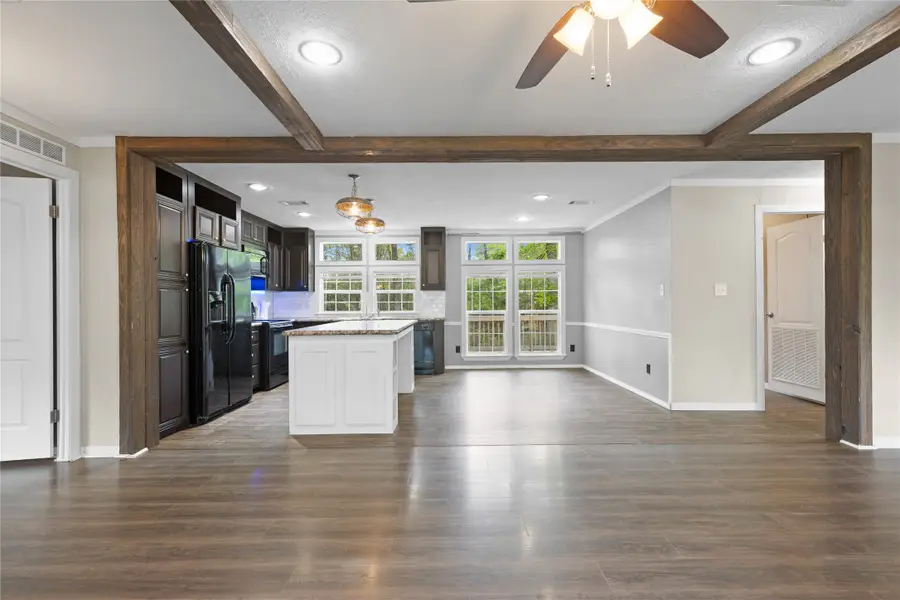 141 Leaning Oak Drive, Point Blank, TX 77364 - #2