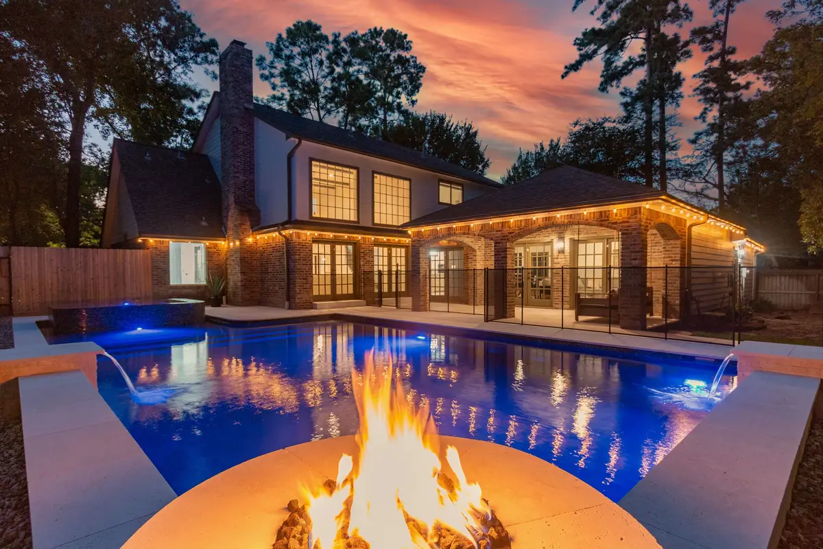 5 Thornhedge Court, The Woodlands, TX 77381 - #1