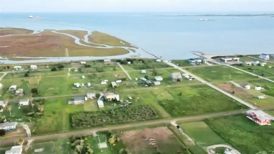 1804 Anderson Avenue, Port Bolivar, TX 77650 - #3