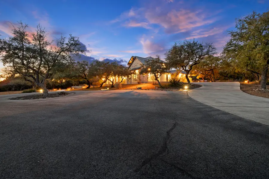 1941 Canyon Curve, Spring Branch, TX 78070 - Image #3