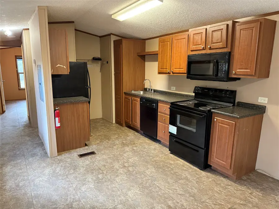 3708 Commerce St Cr, Damon, TX 77430 - Image #2