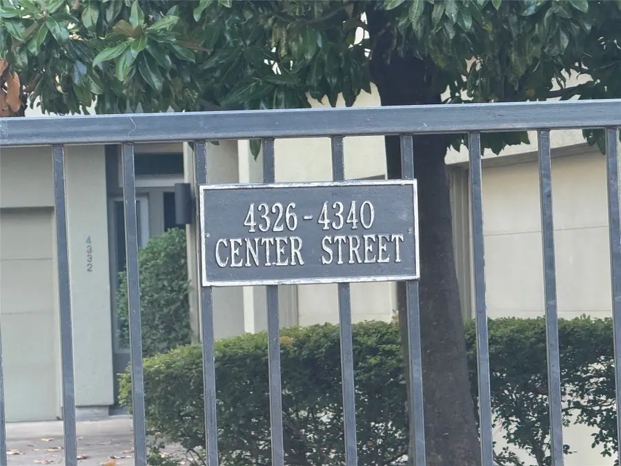 4330 Center Street, Houston, TX 77007 - #2