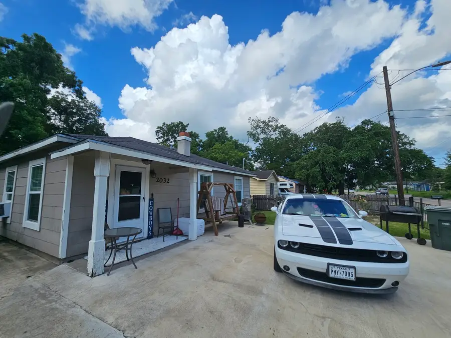 2032 Delaware Street, Beaumont, TX 77703 - #2