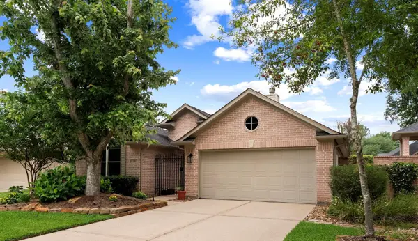 23 S Manorcliff Place, The Woodlands, TX 77382