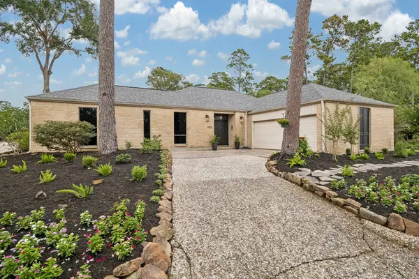 3203 Deep River Court, Kingwood, TX 77339