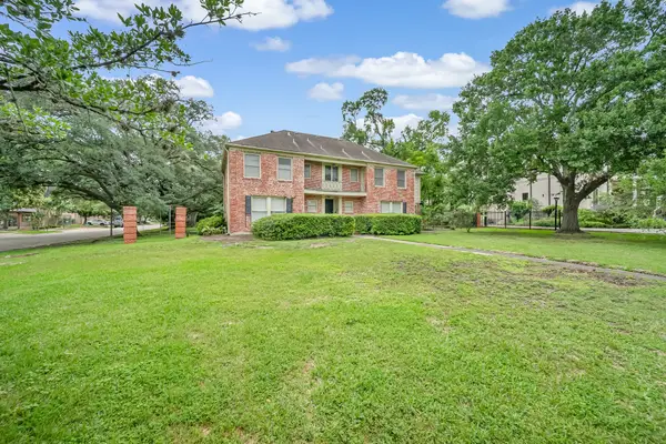 2350 N Braeswood Boulevard, Houston, TX 77030