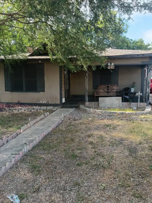 1014 Gulf, San Antonio, TX 78202