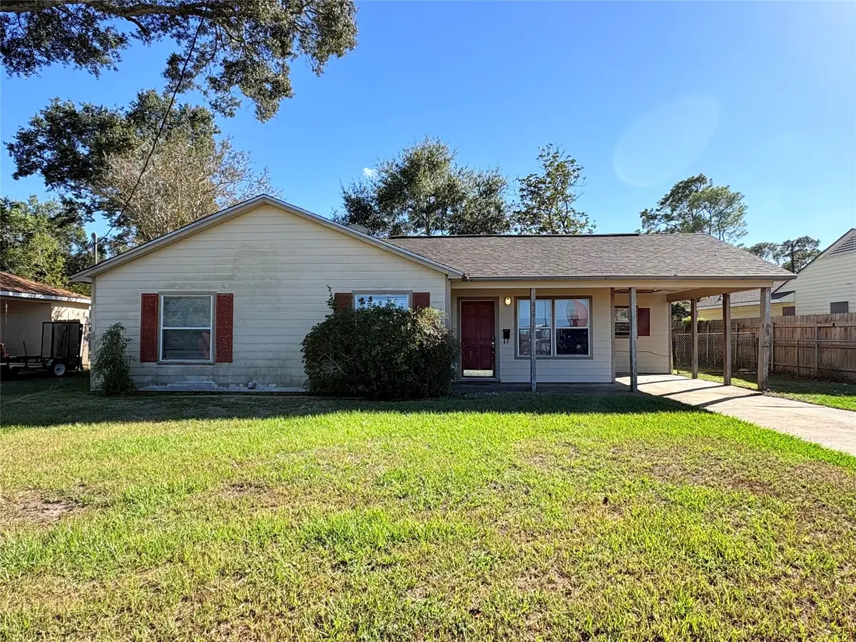 629 W Norris Street, El Campo, TX 77437 - Image #1