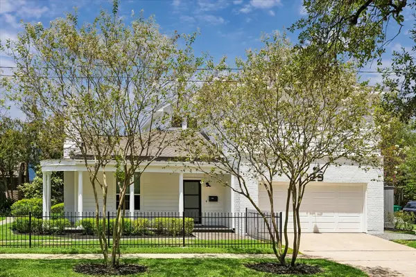 129 E 13th Street, Houston, TX 77008