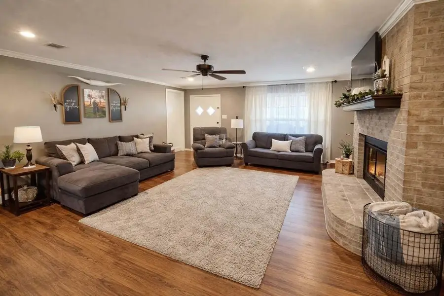 2500 E Houston Ave, Crockett, TX 75835 - #2
