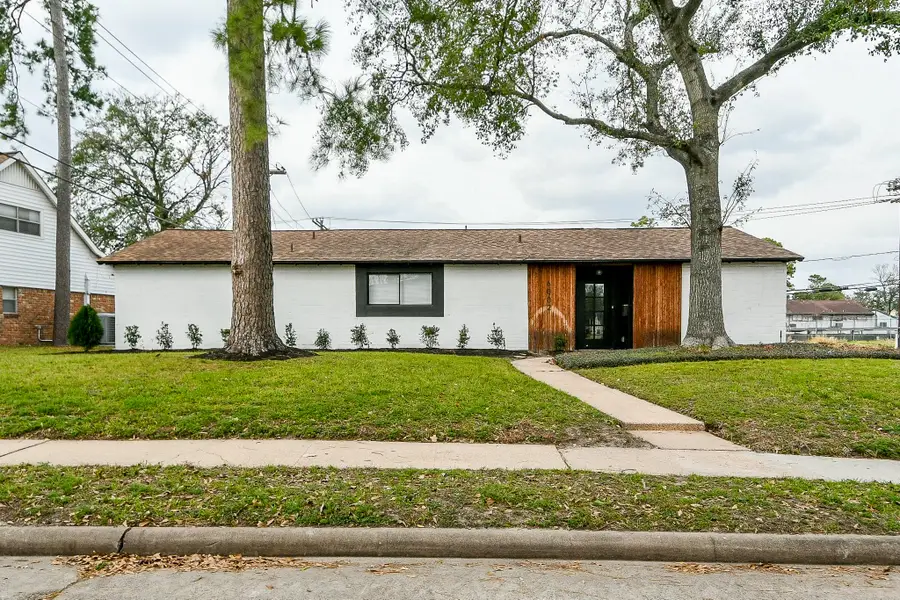 6002 Greenmont Drive, Houston, TX 77092 - #2