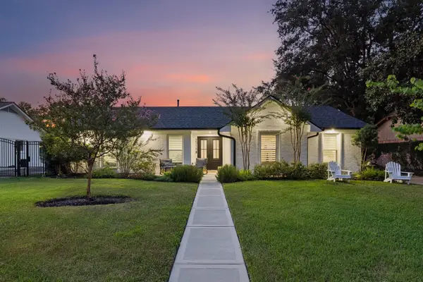 2319 Elmgate Drive, Hockley, TX 77080