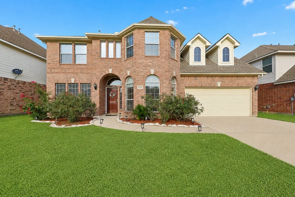 2614 Sunset Lake Drive, Sugar Land, TX 77478 - #1