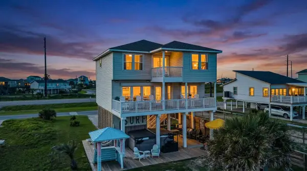 22805 Gulf Drive, Galveston, TX 77554