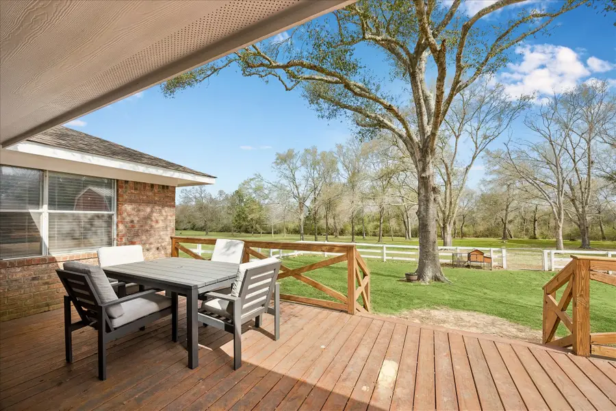 2919 Centerhill Circle, Bellville, TX 77418 - #2