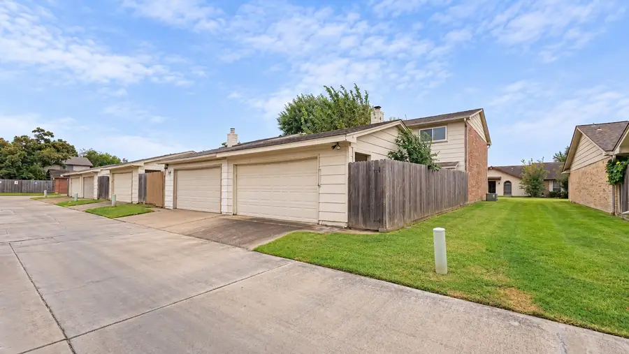 12829 Clarewood Drive, Houston, TX 77072 - #3