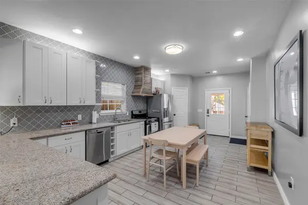 713 Mcintosh Street, Houston, TX 77009