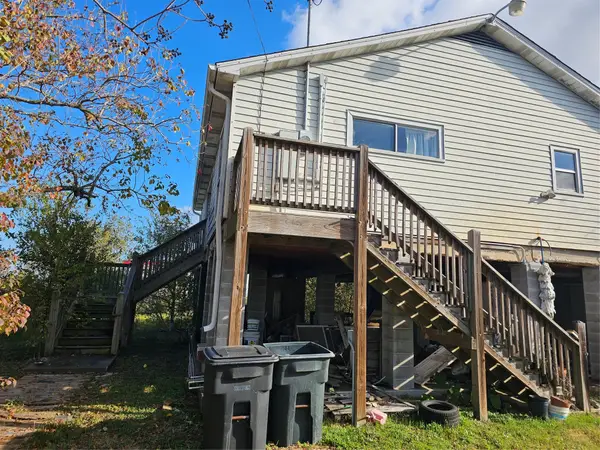 1616 Avenue R, Dickinson, TX 77539