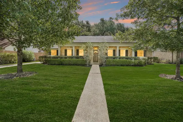 2622 Hollow Hook Road, Houston, TX 77080