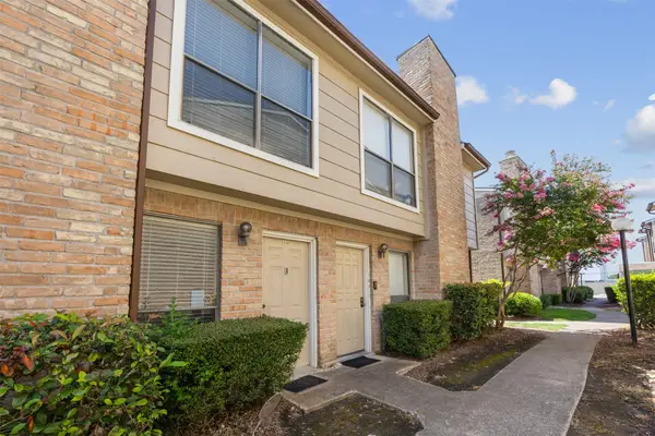 2100 Wilcrest Drive #130, Houston, TX 77042