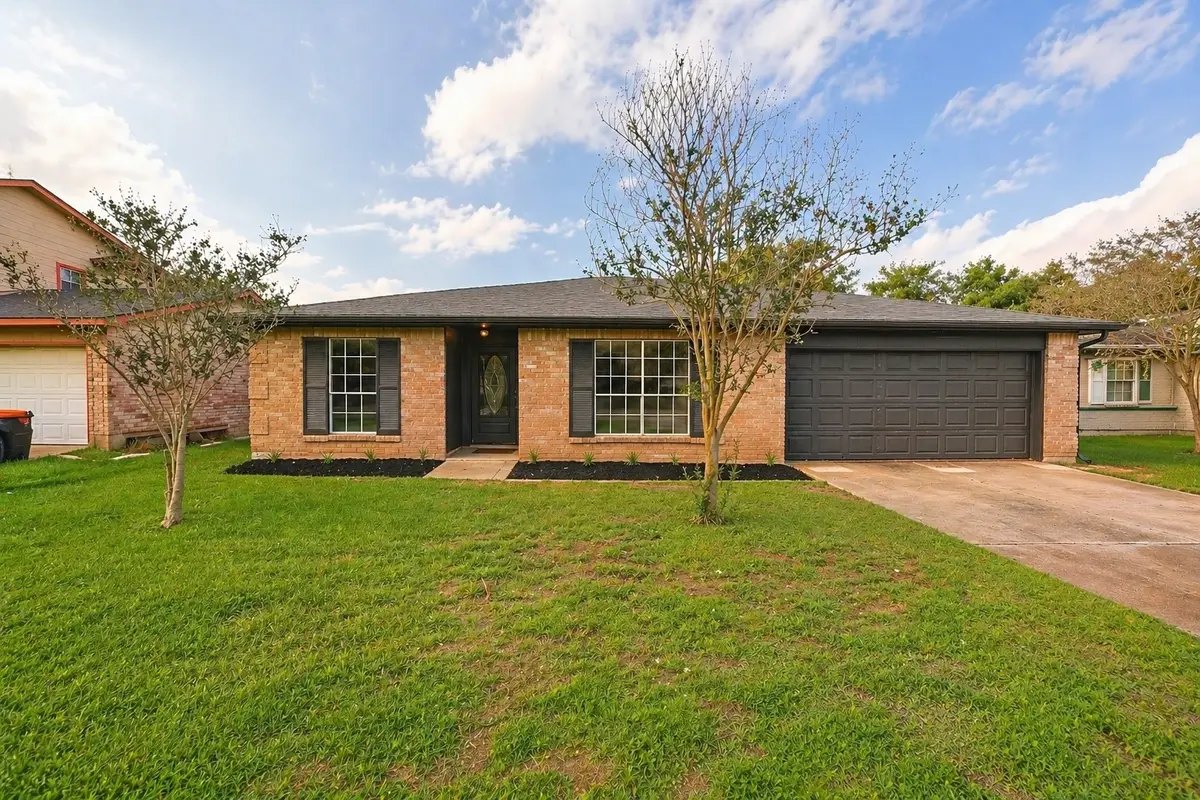 6208 Silver Leaf Drive, League City, TX 77573 - #1