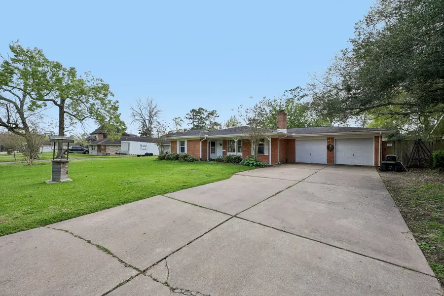 3036 Crest Drive, Dickinson, TX 77539 - #2