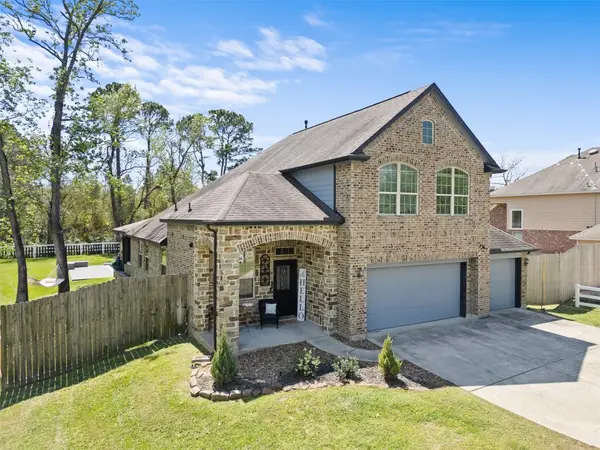 7927 Needlepoint Road, Baytown, TX 77521