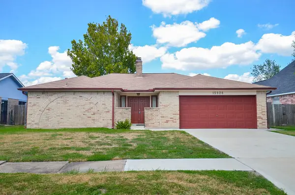 15926 Cardono Lane, Houston, TX 77489