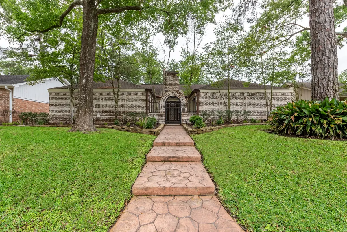10007 Cedar Creek Drive, Houston, TX 77042 - #1
