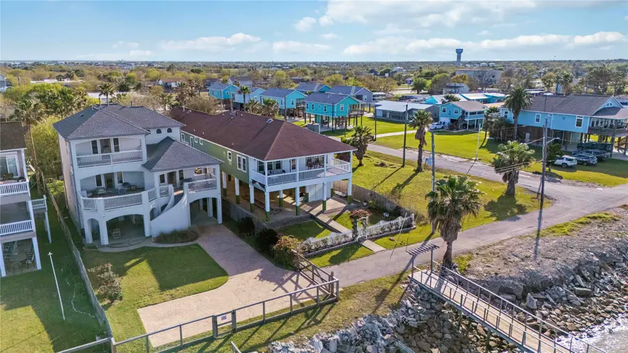 1813 Avenue A, Dickinson, TX 77539 - #3